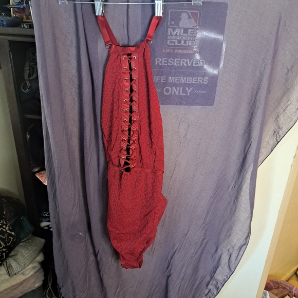 Red Lace Bodysuit Torrid Curve Size 1X - Picture 2 of 3